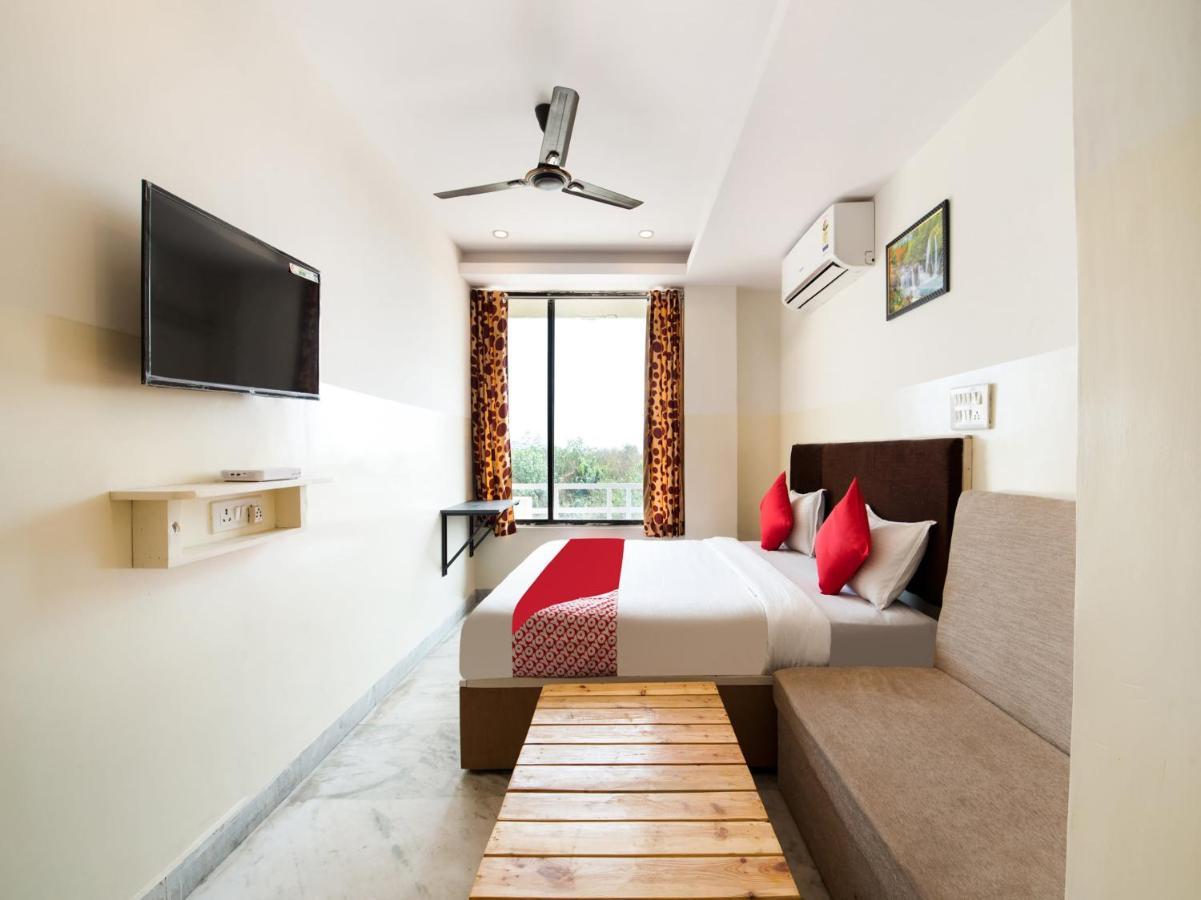 Oyo 69511 Hotel Sea E Pearl Visakhapatnam Eksteriør bilde